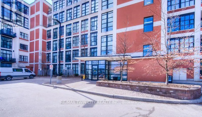 405 - 404 KING STREET W, Waterloo, Ontario N2G2L5