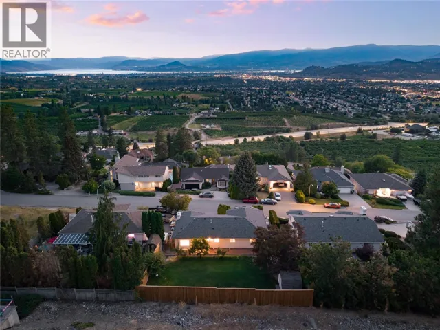877 Toovey Road, Kelowna, British Columbia V1X6R2