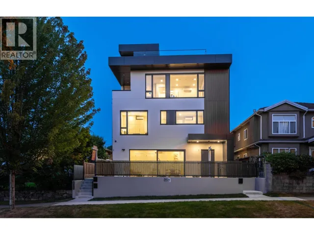 1 3428 MONS DRIVE, Vancouver, British Columbia V5M3B6