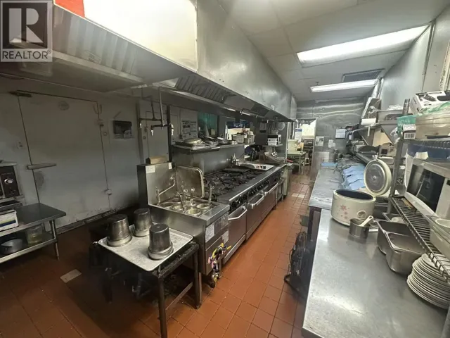 U12 601 W BROADWAY, Vancouver, British Columbia V4Z4C2