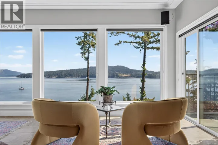 7318 Mark Lane, Central Saanich, British Columbia V9E2A1