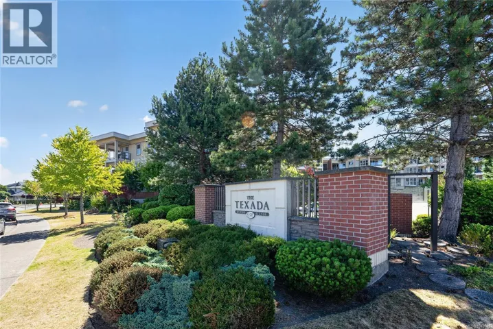 206 6310 McRobb Ave, Nanaimo, British Columbia V9V1W8