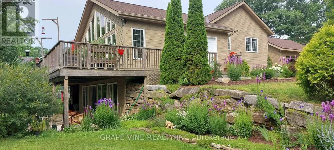 20 BAY STREET, Rideau Lakes, Ontario K0G1P0