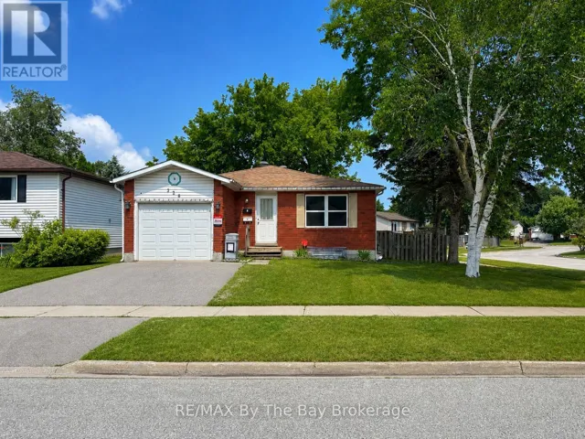 326 CHRISTINE DRIVE, Midland, Ontario L4R5A4