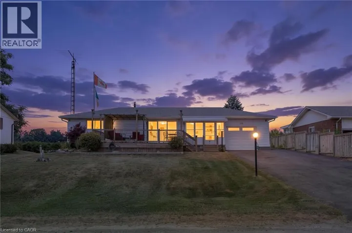 50 BEE Street, Booth's Harbour, Ontario N0E1P0