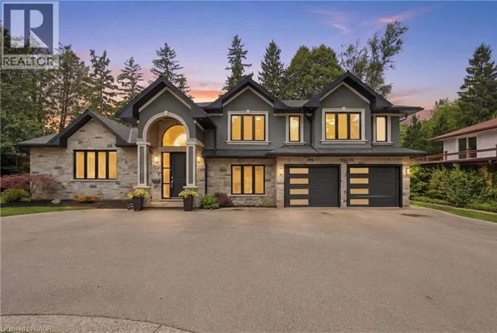 332 WOODWORTH Drive, Ancaster, Ontario L9G2N1