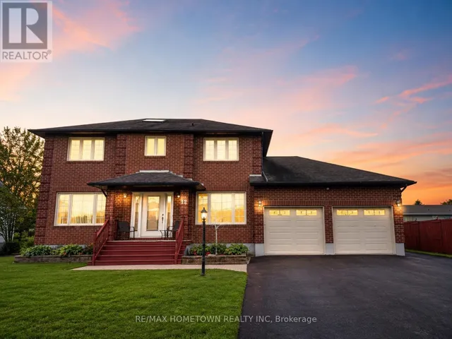 12 FAIRHOLME DRIVE, South Dundas, Ontario K0C1X0