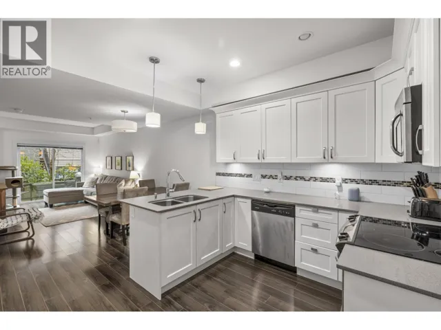115 828 ROYAL AVENUE, New Westminster, British Columbia V3M1J9