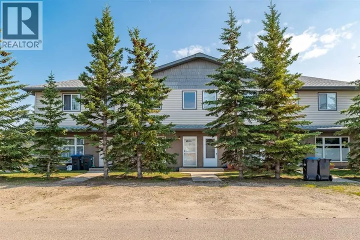 3, 4406 46 Avenue, Sylvan Lake, Alberta T4S1W7