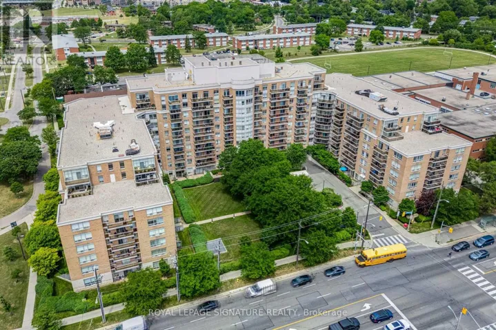106 - 650 LAWRENCE AVENUE W, Toronto (Englemount-Lawrence), Ontario M6A3E8