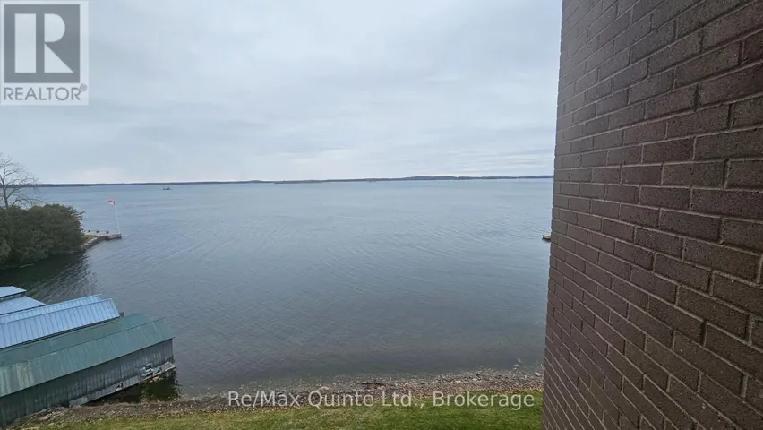 404 - 610 WILLIAM STREET S, Gananoque, Ontario K7G3A4