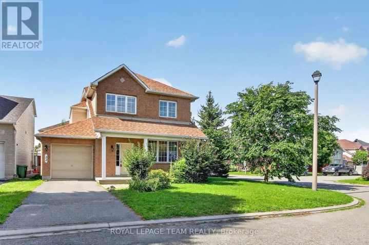 32 VISTAPOINTE DRIVE, Ottawa, Ontario K2G6N3