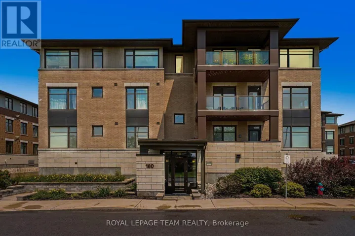 304 - 180 GUELPH PRIVATE, Ottawa, Ontario K2T0J6