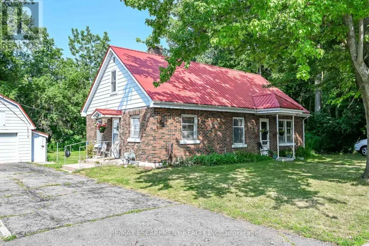 60 LOCKS ROAD, Brantford, Ontario N3S6Y9