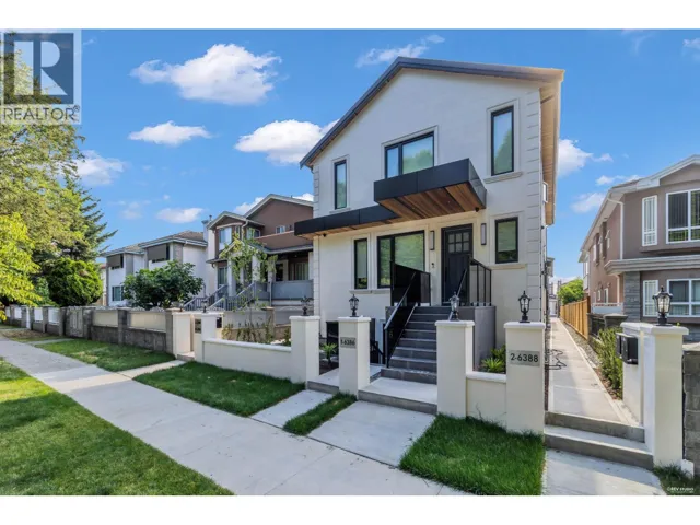 2 6388 ARGYLE STREET, Vancouver, British Columbia V5P3K3
