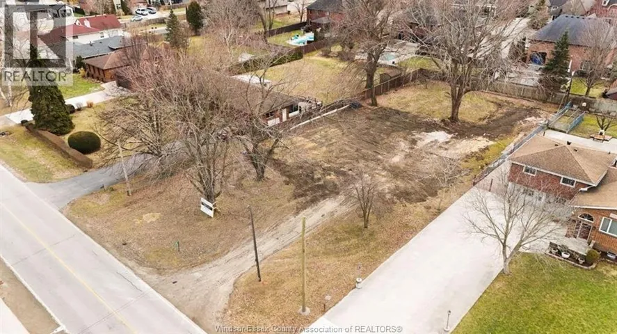 1122 REAUME Unit# LOT, LaSalle, Ontario N9J1C1
