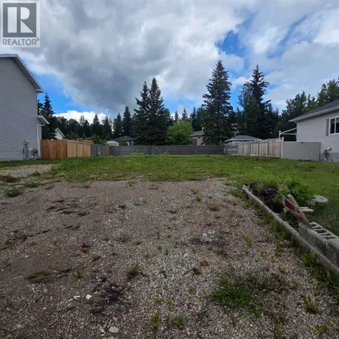 6118 11 Avenue, Edson, Alberta T7E1Y8