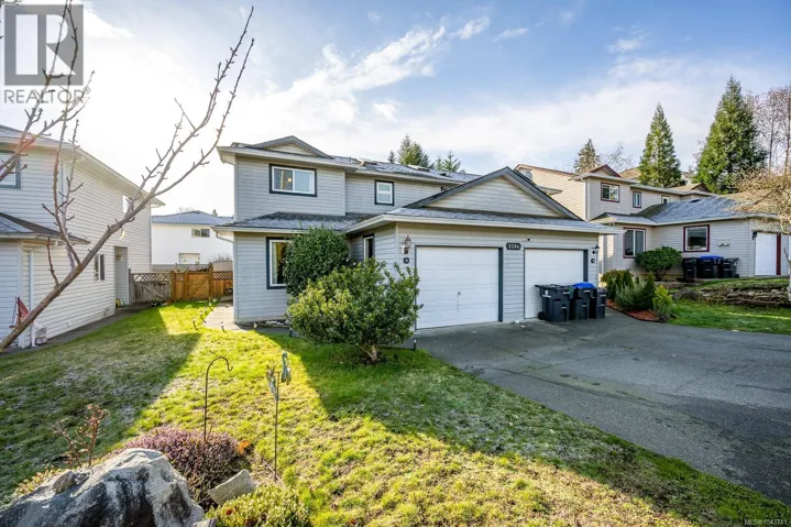 A 2284 1st St, Courtenay, British Columbia V9N8X8