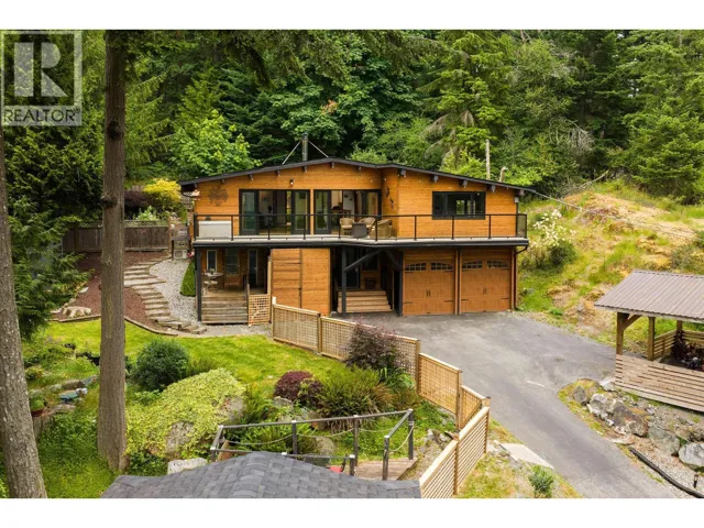 1222 MILLER ROAD, Bowen Island, British Columbia V0N1G1