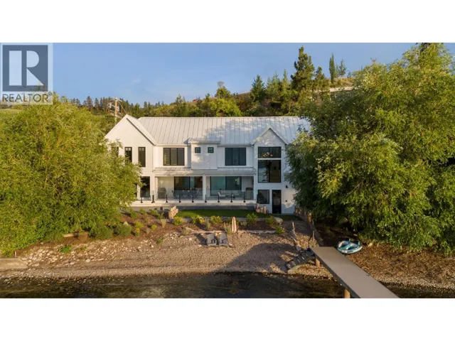 5268 Lakeshore Road, Kelowna, British Columbia V1W4J3