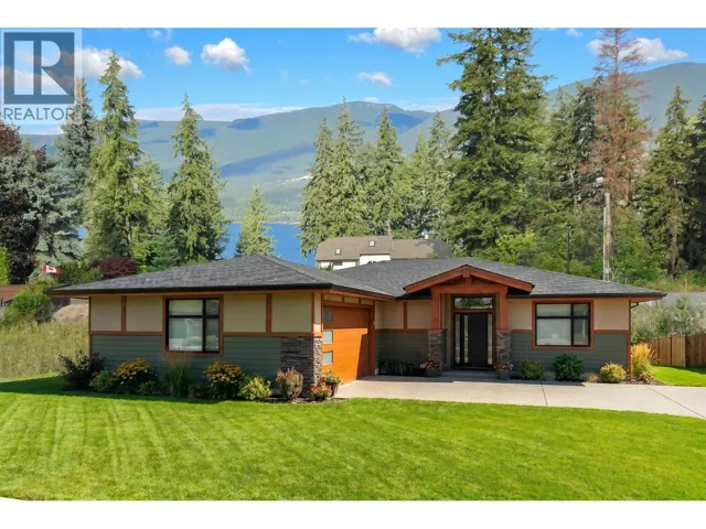 2000 45 Avenue NE, Salmon Arm, British Columbia V1E2E3