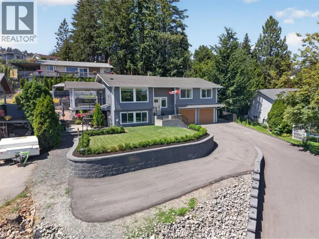 3752 Glenway Road, West Kelowna, British Columbia V4T1E3