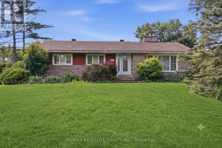 10 ELMA STREET, Ottawa, Ontario K1T3W8