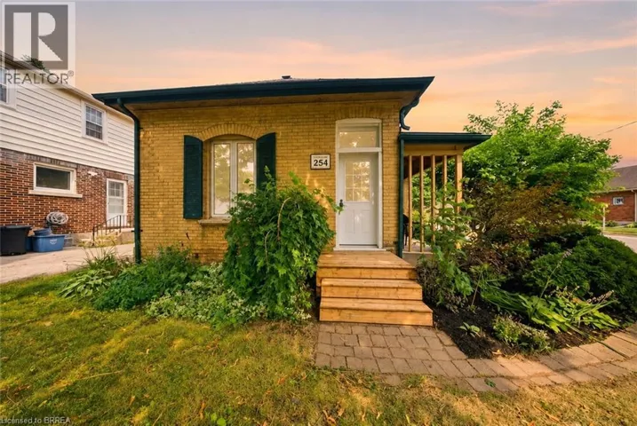 254 ERIE Avenue, Brantford, Ontario N3S2H2