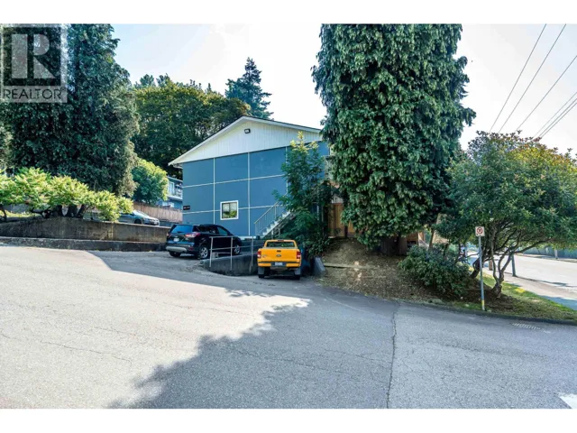 305 MARATHON COURT, Coquitlam, British Columbia V3K4Z4