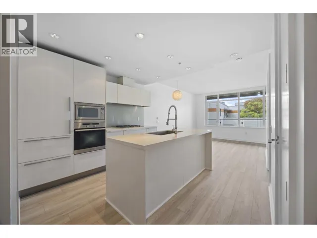 611 1661 ONTARIO STREET, Vancouver, British Columbia V5Y0C3