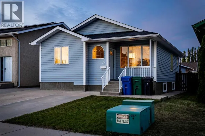 77 Blackfoot Crescent W, Lethbridge, Alberta T1K7P7