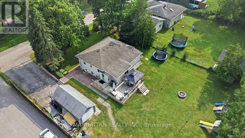 10 VICTOR DRIVE, Whitchurch-Stouffville, Ontario L4A3G5