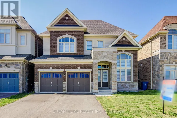7 CHARLES WHITE COURT, East Gwillimbury (Sharon), Ontario L9N0T7