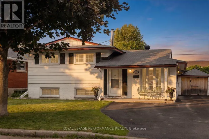 2177 BINGHAM STREET, Ottawa, Ontario K1G2V6