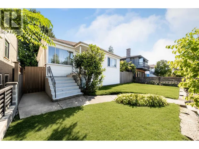 3378 E 26TH AVENUE, Vancouver, British Columbia V5R1L9
