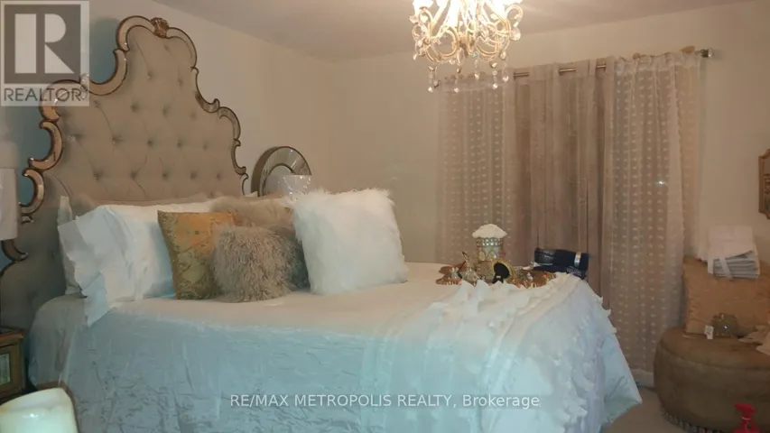 2757 WILLIAM JACKSON DRIVE, Pickering (Duffin Heights), Ontario L1X0C1