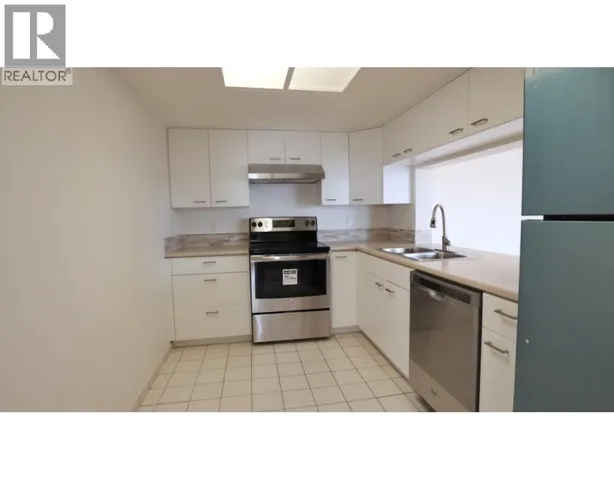 1702 121 TENTH STREET, New Westminster, British Columbia V3M3X7