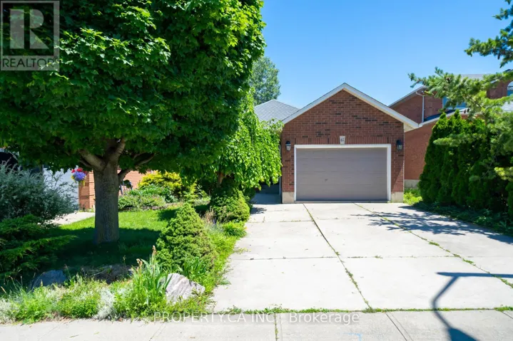 67 MASSENA DRIVE, Hamilton (Barnstown), Ontario L9B2J3
