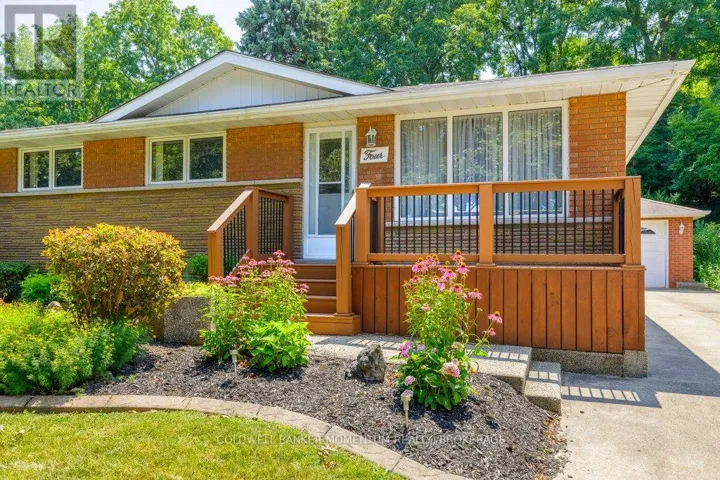 4 PARKHILL ROAD, St. Catharines (Burleigh Hill), Ontario L2T1V6