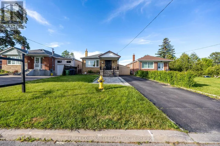 45 BARRYMORE ROAD, Toronto (Bendale), Ontario M1J1W4