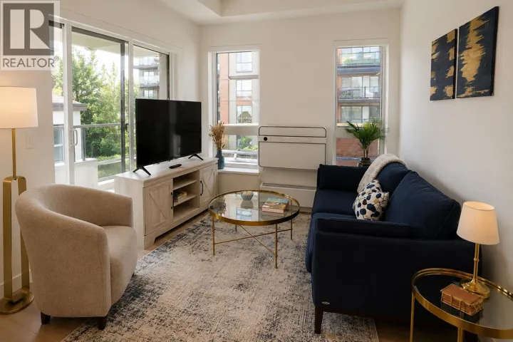 208 245 BEWICKE AVENUE, North Vancouver, British Columbia V7M0H5