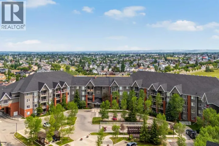 225, 15 Everstone Drive SW, Calgary, Alberta T2Y5B5