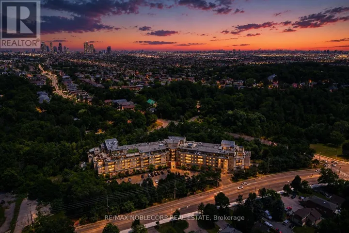 105 - 8201 ISLINGTON AVENUE, Vaughan (Islington Woods), Ontario L4L9S6
