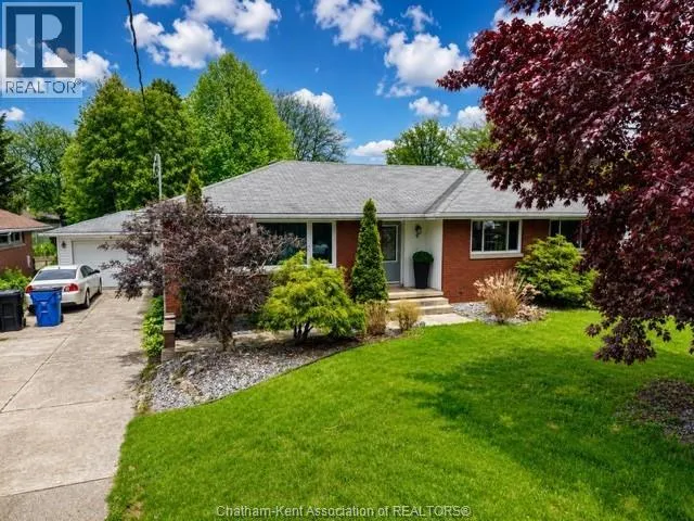 9 Owen AVENUE, Chatham, Ontario N7L3W8