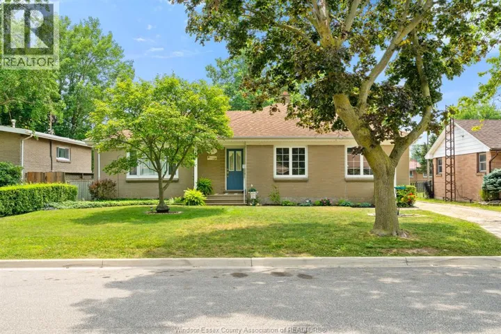 34 Melrose AVENUE, Leamington, Ontario N8H2J2
