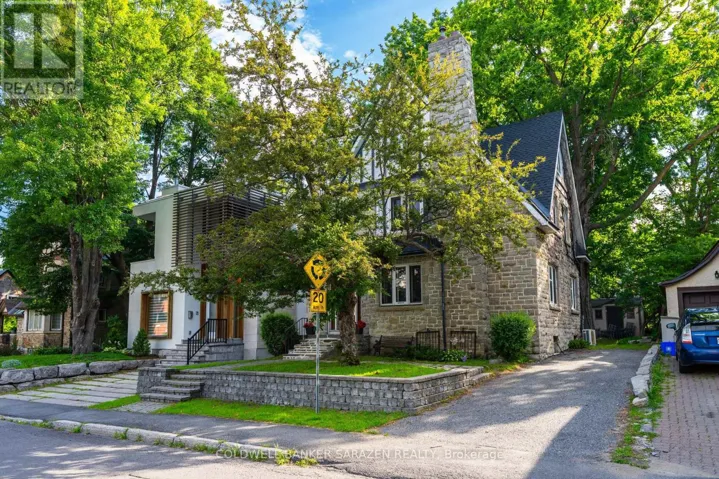 211 B MELROSE AVENUE, Ottawa, Ontario K1Y1V3