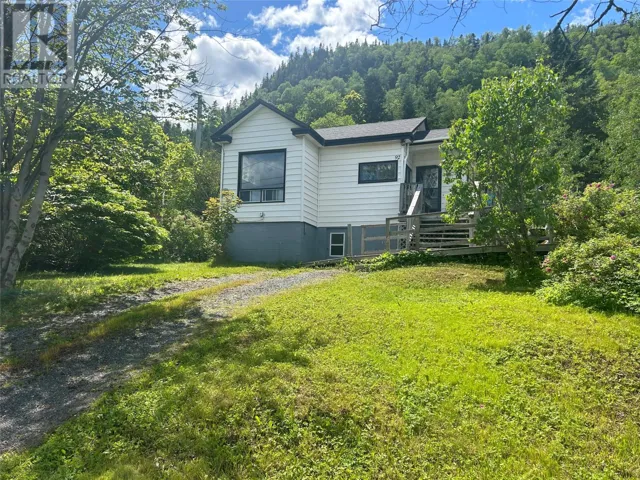 92 Memorial Drive, Clarenville, Newfoundland & Labrador A5A1N4