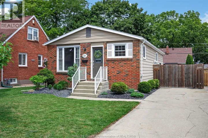 1084 PRADO PL, Windsor, Ontario N8S2H7