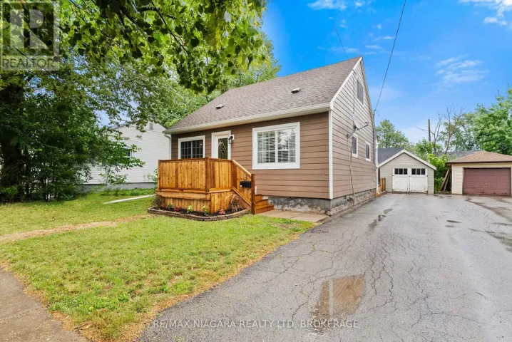 3 OSBORNE STREET, Fort Erie (Central), Ontario L2A3X8