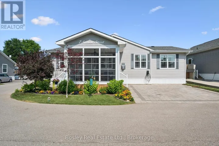 7 SUMAC STREET, Puslinch, Ontario N0B2J0